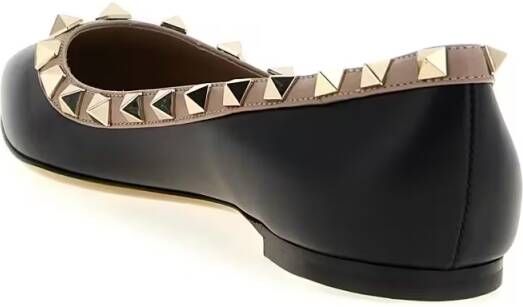 Valentino Garavani 'Rockstud' Ballet Flats in zwart