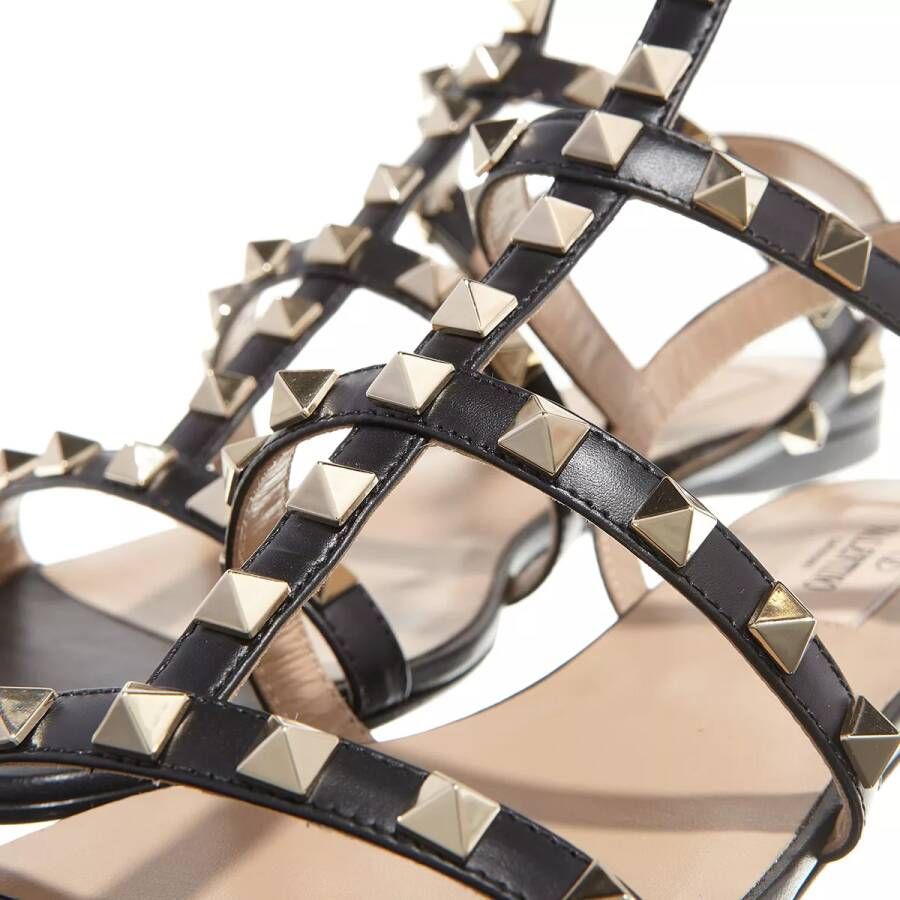 Valentino Garavani Sandalen Rockstud Sandal in zwart