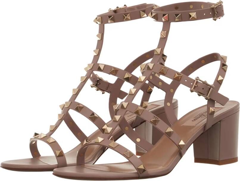 Valentino Garavani Sandalen Rockstud Sandals in beige