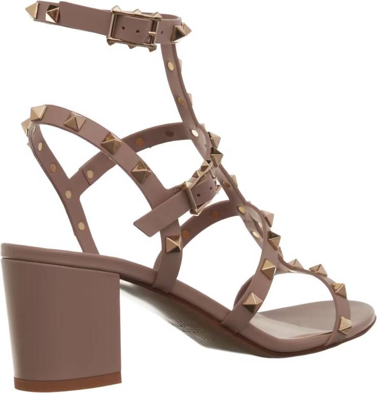 Valentino Garavani Sandalen Rockstud Sandals in beige