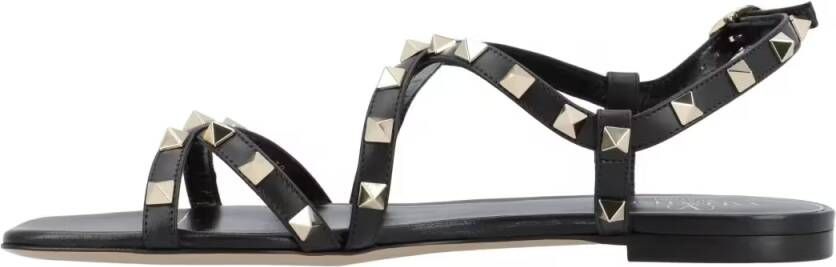 Valentino Garavani Sandalen Rockstud Sandals in zwart