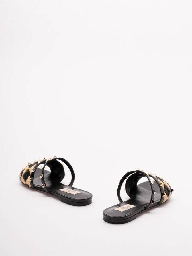 Valentino Garavani Sandalen `Rockstud` Slides in zwart