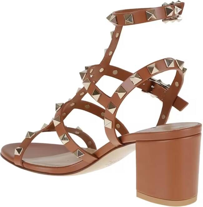 Valentino Garavani Sandalen Rockstud T. 60 Sandal in bruin