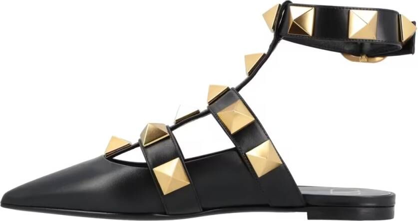 Valentino Garavani Slippers & Mules Black Ballerinas With Iconic Roman Stud Rivets in zwart