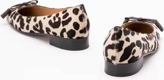 Valentino Garavani `Vg Valet Du Roi` Ballerinas in bruin