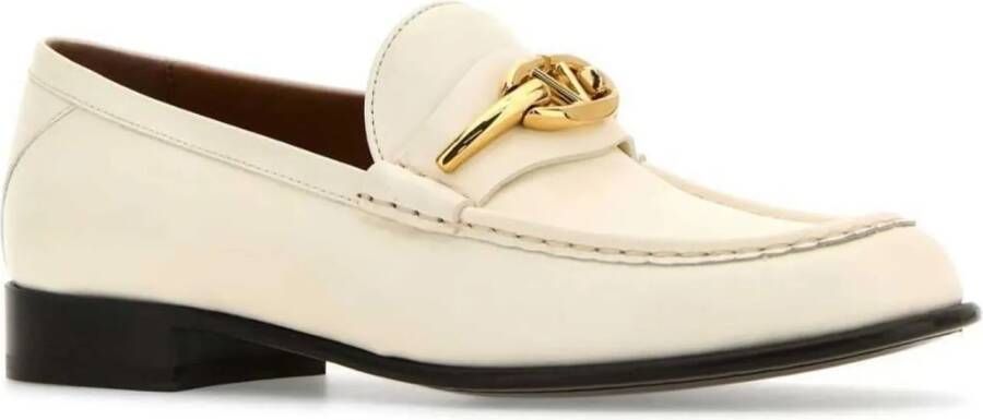 Valentino Garavani Vlogo The Bold Edition Leather Loafers in beige - Foto 3
