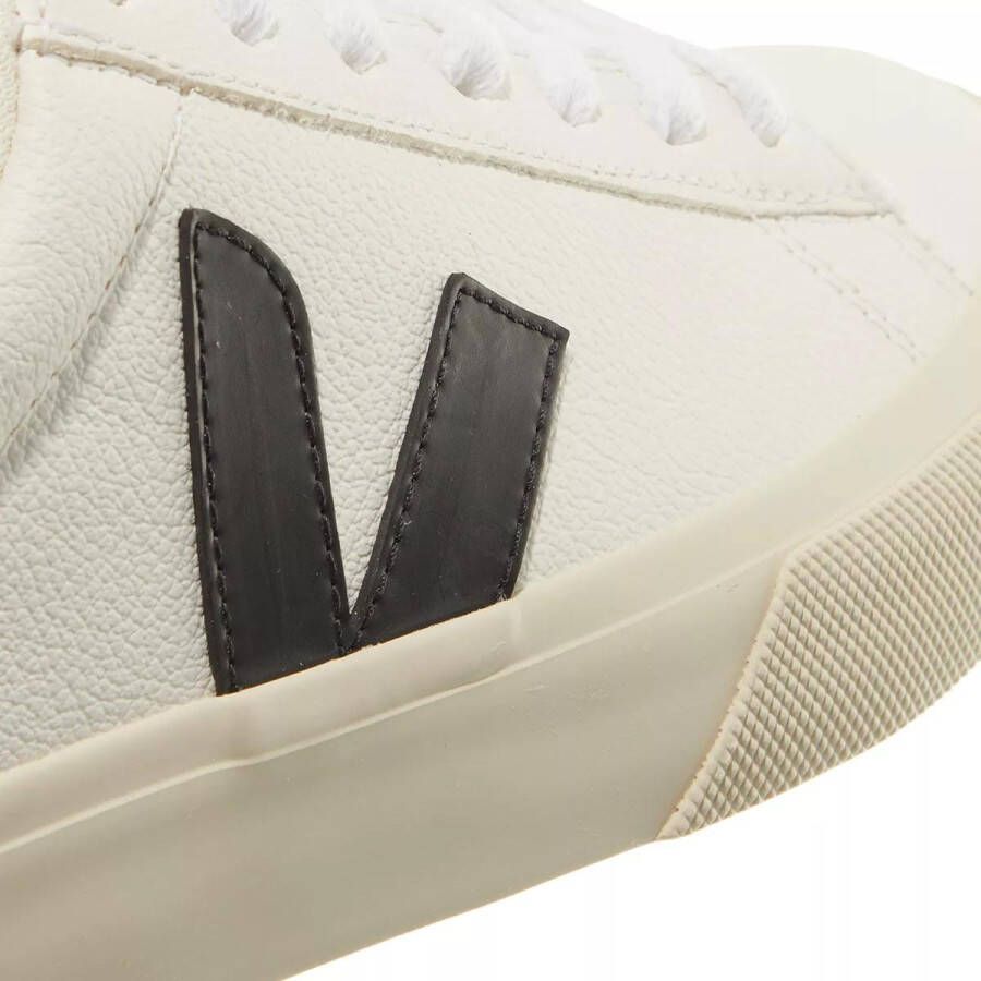 Veja Sneakers Campo Chromefree Leather in white