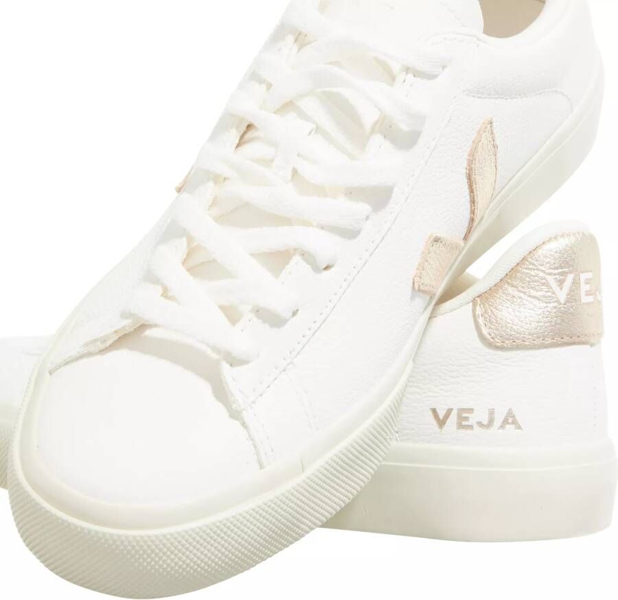 Veja Sneakers Campo in wit