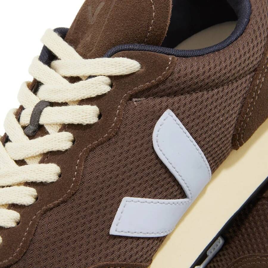 Veja Sneakers Rio Branco in bruin