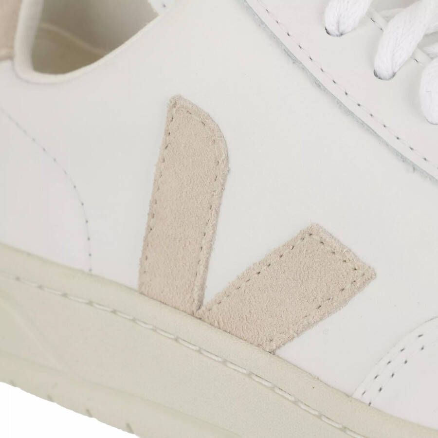 Veja Low-Top Sneakers V-12 in beige