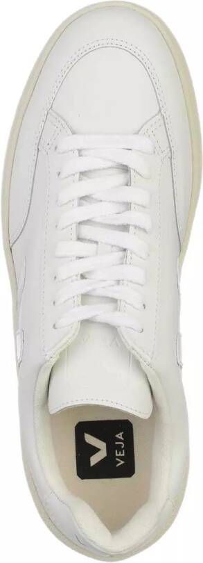 Veja Sneakers V-12 Leather in wit