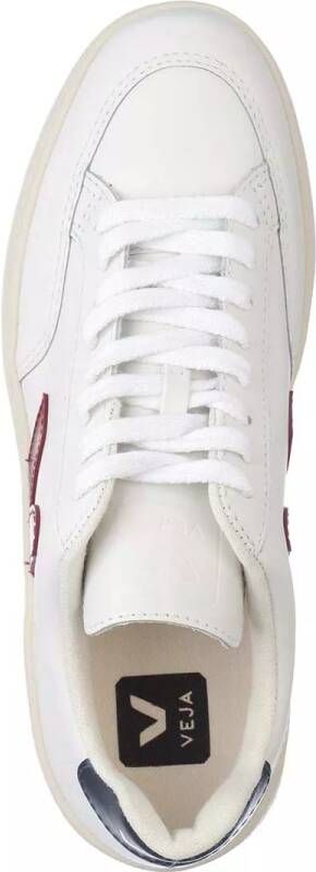 Veja Low-Top Sneakers V-12 in wit