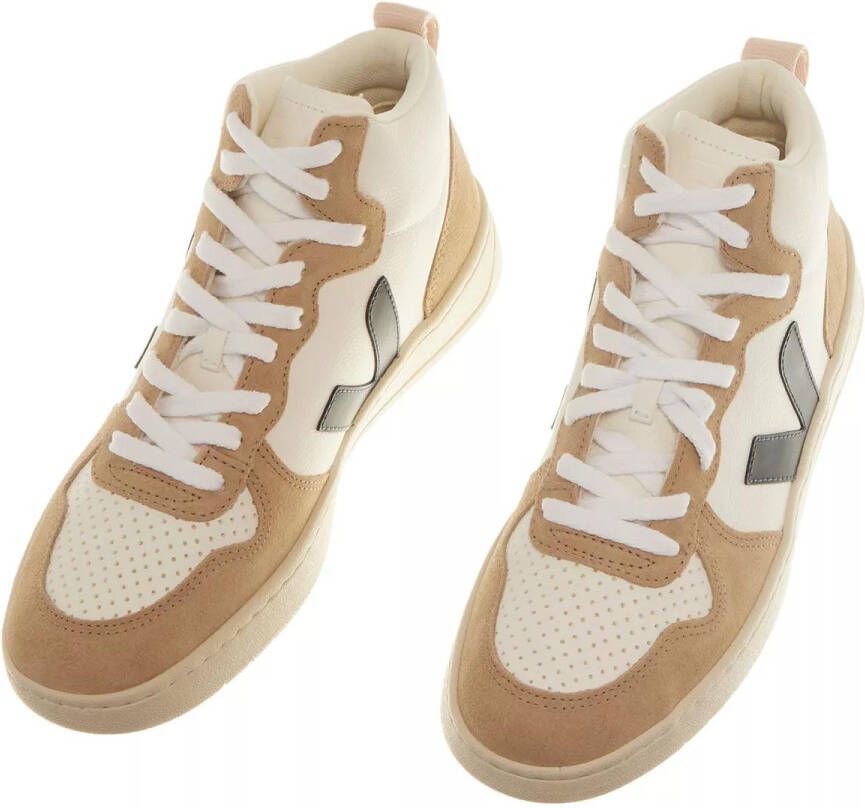 Veja Sneakers V-15 Chromefree Leather in beige