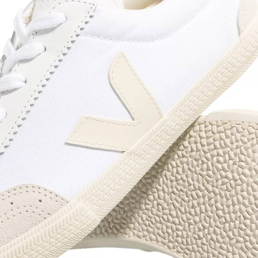 Veja Sneakers Volley in crème