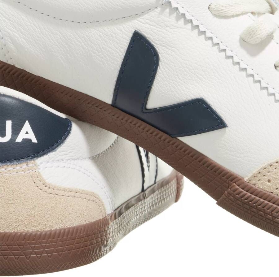 Veja Low-Top Sneakers Volley in wit