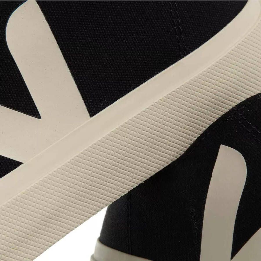 Veja Low-Top Sneakers Wata II Low in zwart