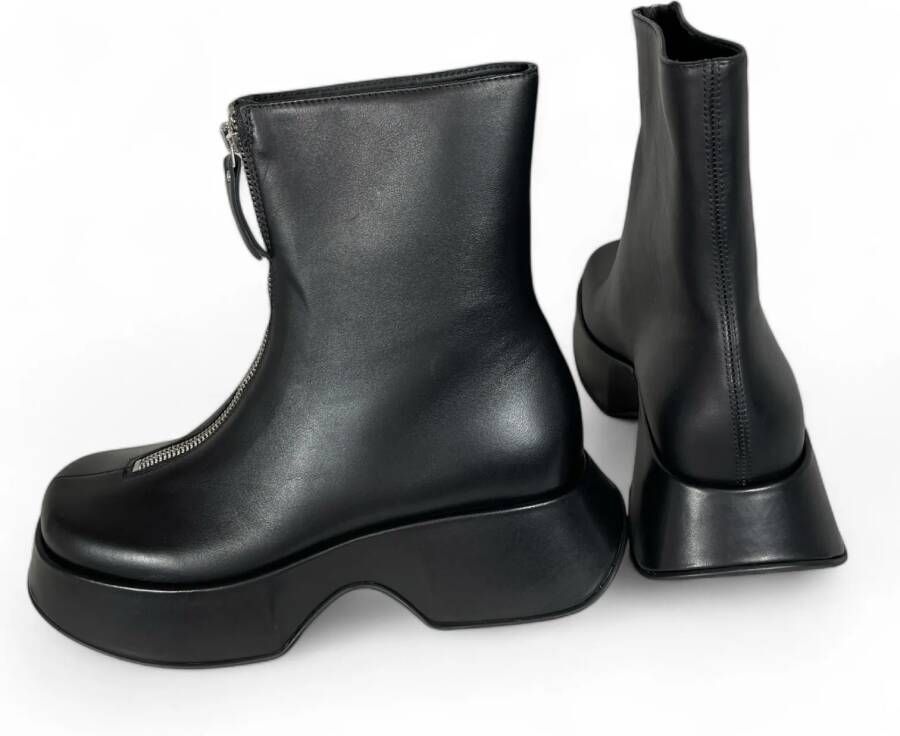 Vic Matié Boots Ankle Boots With High Wedge Sole in zwart