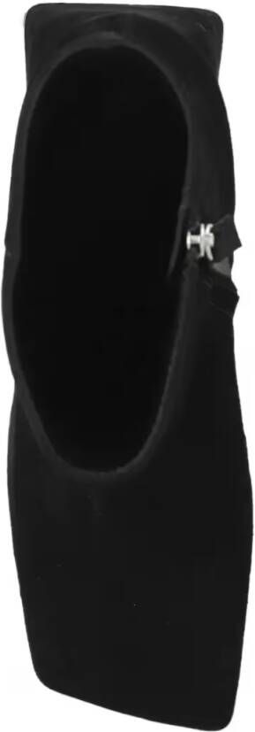 Vic Matié Boots Pointed Toe Ankle Boots in zwart