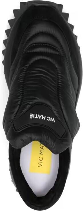 Vic Matié Low-Top Sneakers Black Wedge Sole Sneakers With Textured Upper in zwart