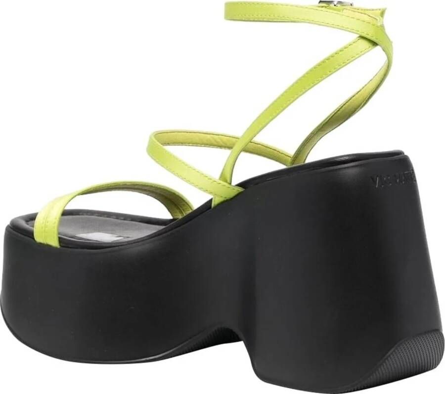Vic Matié Slippers & Mules Sandals Green in groen