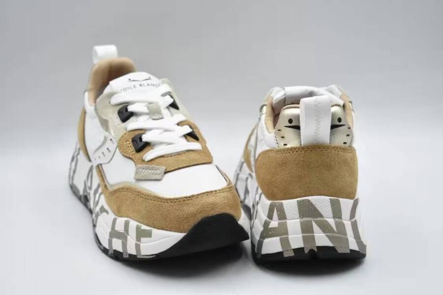 Voile blanche Low-Top Sneakers Caramel And White Laced Sneakers in bruin