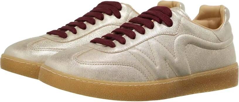 WEEKEND Max Mara Low-Top Sneakers Pacogold in goud