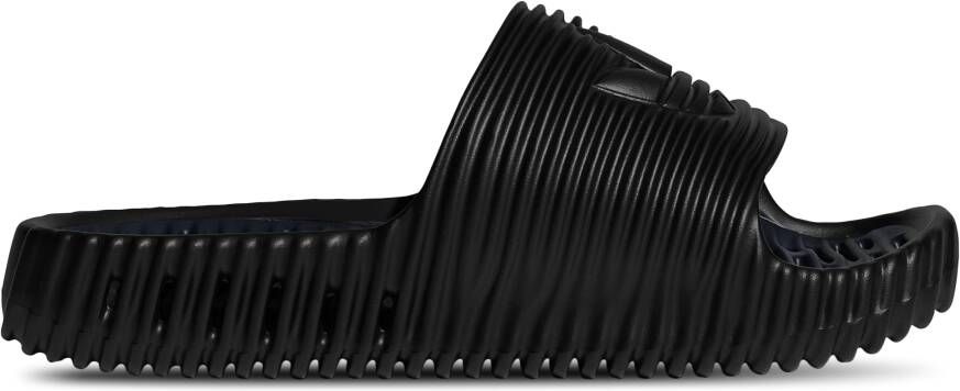 Adidas adilette Slippers en Sandalen Zwart Maat: 43 1 3 Mesh Synthetisch Foot Locker