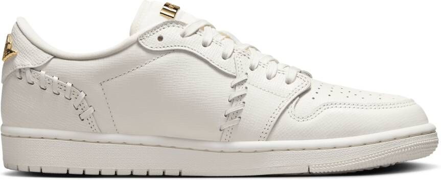 Jordan 1 Low Dames Schoenen Beige Maat: 36.5 Leer Foot Locker