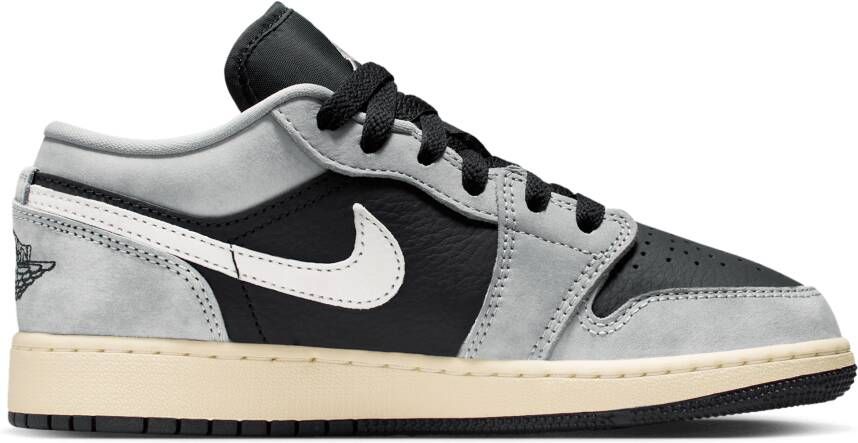 Jordan 1 Low Unisex Schoenen Grijs Maat: 35.5 Mesh Synthetisch Foot Locker