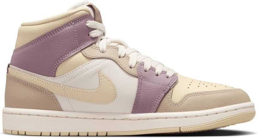 Jordan 1 Mid Dames Schoenen Beige Maat: 36.5 Polyester Foot Locker