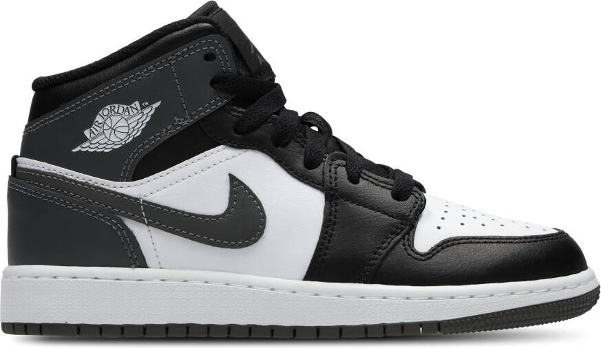 Jordan Aj1 Mid Unisex Schoenen Zwart Maat: 36 Leer Foot Locker