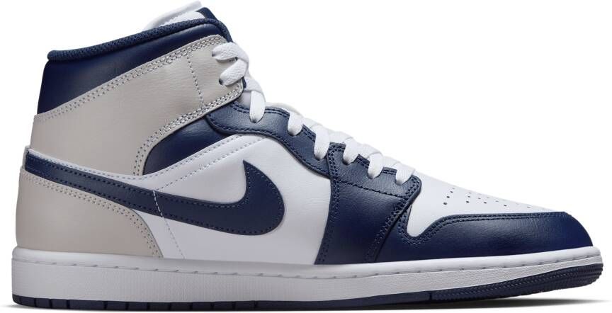 Jordan Aj1 Mid Heren Schoenen Wit Maat: 40.5 Leer Synthetisch Foot Locker