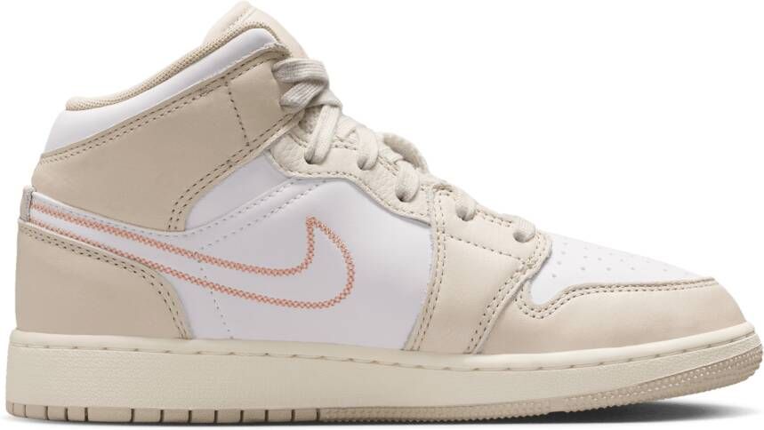 Jordan Aj1 Mid Unisex Schoenen Beige Maat: 35.5 Leer Foot Locker