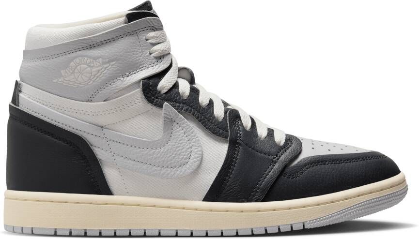 Jordan Aj1 Mm High Dames Schoenen Wit Maat: 36.5 Leer Foot Locker