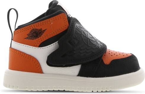 Jordan Sky Sneakers Unisex Zwart Leer