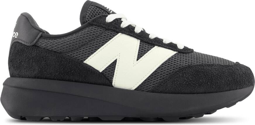 New Balance 370 Dames Schoenen Zwart Maat: 35 Leer Foot Locker