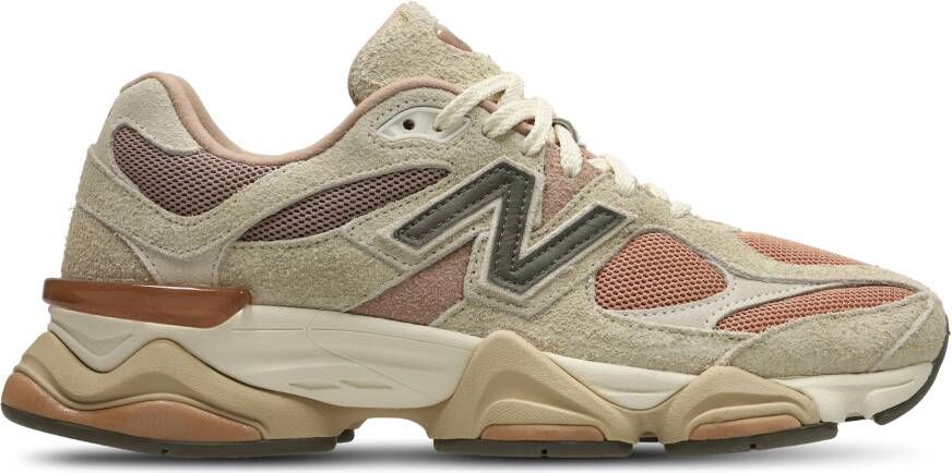 New Balance 9060 Heren Schoenen Beige Maat: 40.5 Suède Foot Locker