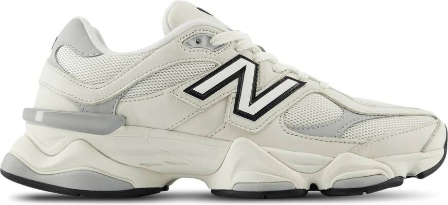 New Balance 9060 Heren Schoenen Beige Maat: 40.5 Suède Foot Locker
