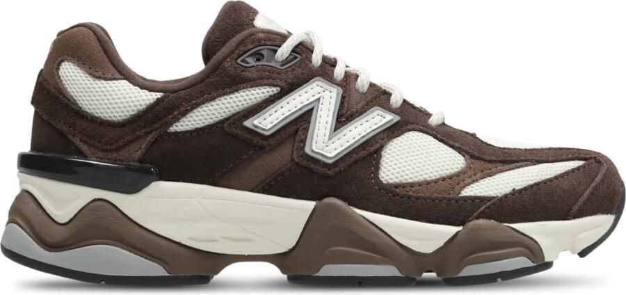 New Balance 9060 Kindersneakers Bruin Nubuck