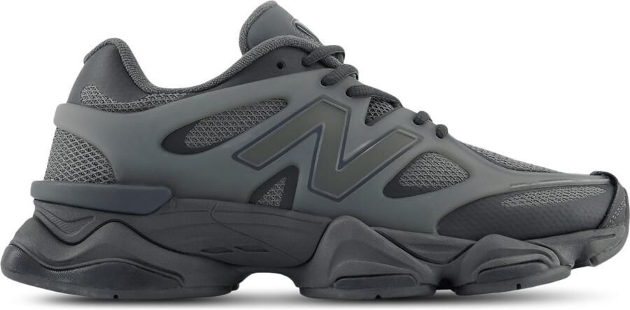 New Balance 9060 Sneakers Zwart Leer