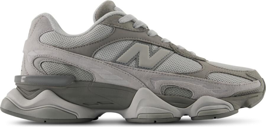 New Balance 9060r Sneakers Heren Grijs Leer