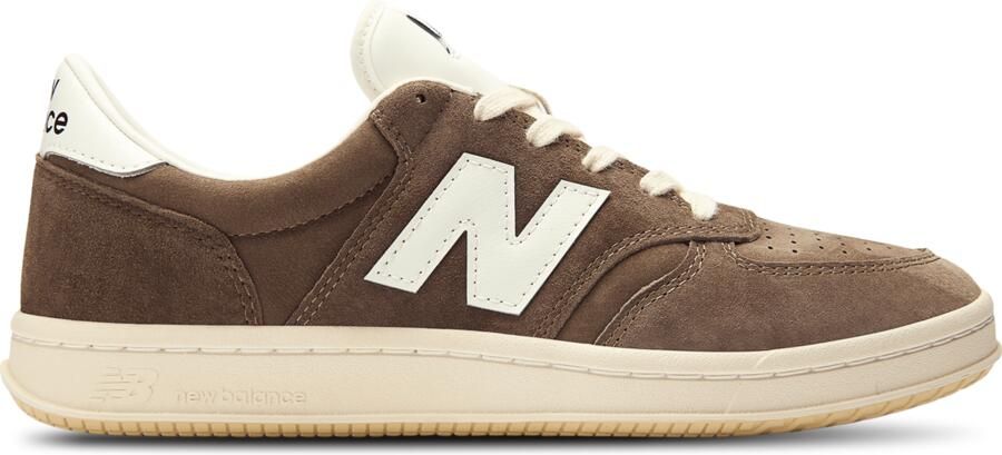 New Balance T500 Sneakers Dames Beige Leer