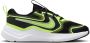 Nike Cosmic Runner Road Unisex Schoenen Zwart Maat: 35.5 Mesh Synthetisch Foot Locker - Thumbnail 2