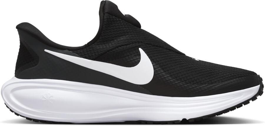 Nike Revolution 8 EasyOn hardloopschoenen voor dames (straat) Zwart
