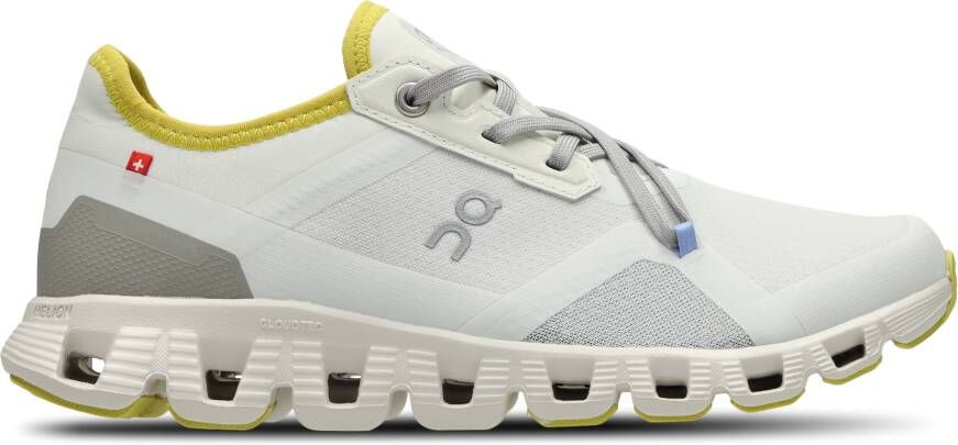 On Cloud Dames Schoenen Blauw Maat: 38.5 Plastic Foot Locker