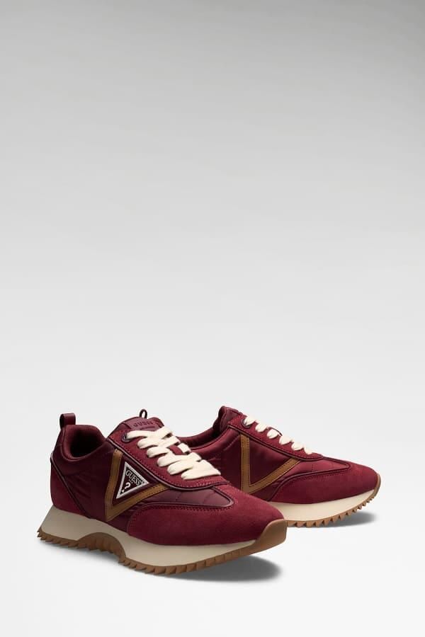 Guess Bail Suède Hardloopschoenen