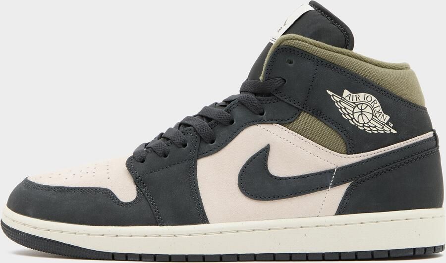 Jordan Air 1 Mid SE Men beige Schoenen