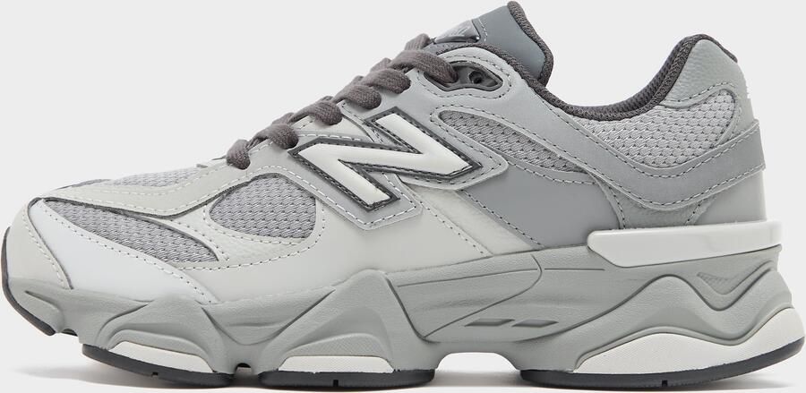 New Balance 9060 Junior Grijs