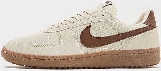 Nike WMNS Field General SE Lifestyle in beige formaten: 36.5