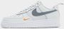 Nike Herenschoenen Air Force 1 '07 Photon Dust Safety Orange White Cool Grey- Heren Photon Dust Safety Orange White Cool Grey - Thumbnail 3